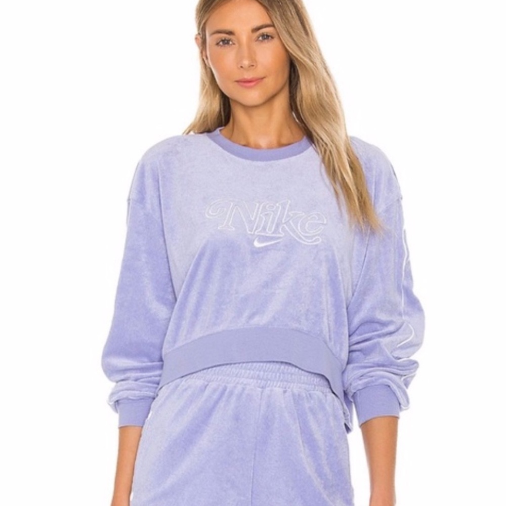 Nike Vintage Retro Cropped purple crewneck sweatshirt